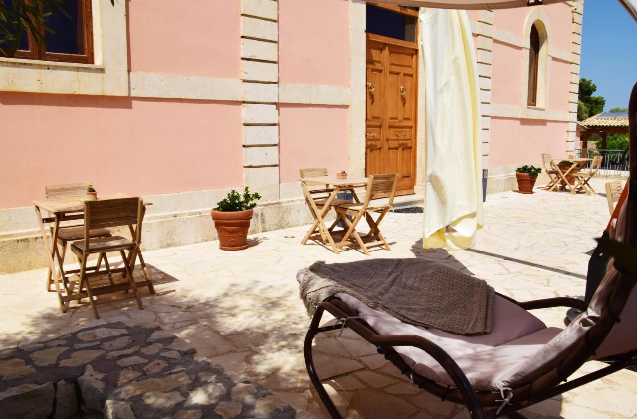 Bed and Breakfast Antico Casale Benali à Syracuse Extérieur photo