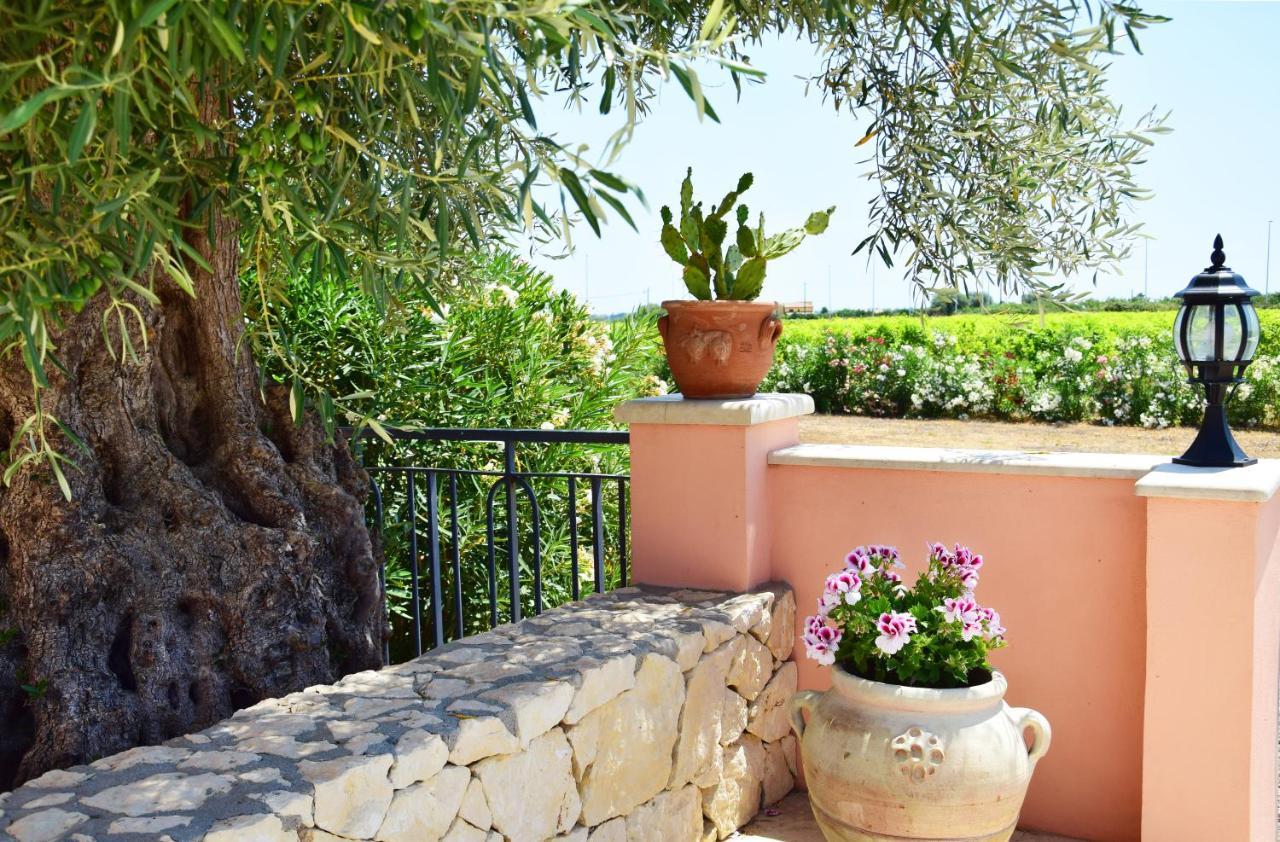 Bed and Breakfast Antico Casale Benali à Syracuse Extérieur photo